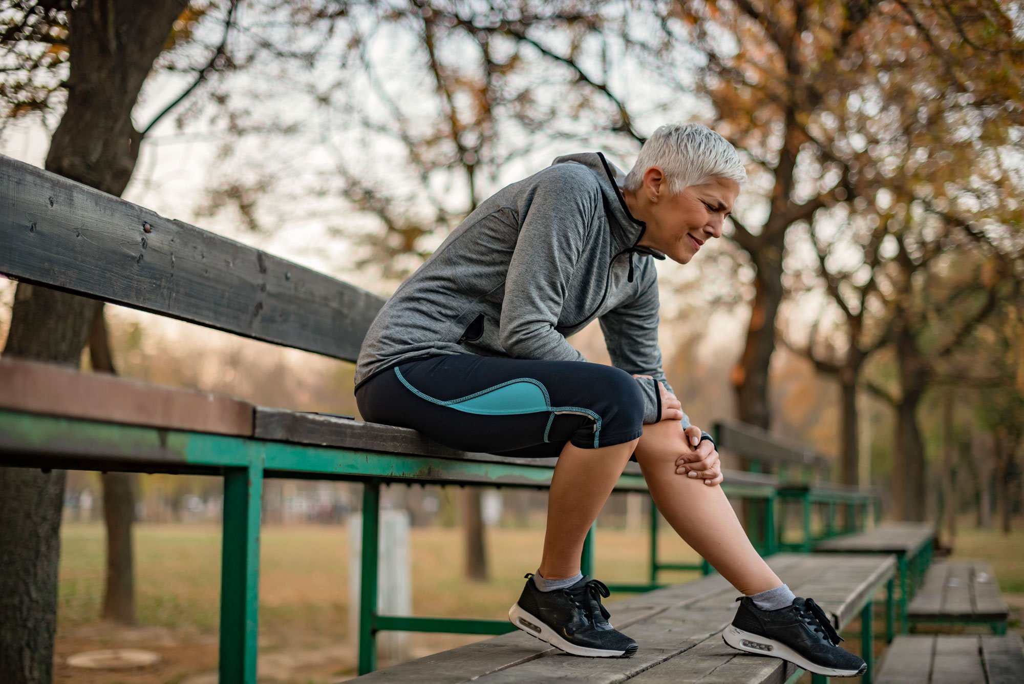 woman-holding-knee.jpg